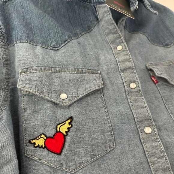 New with tags up cycled Levi’s western button down Led Zeppelin heart wings M
